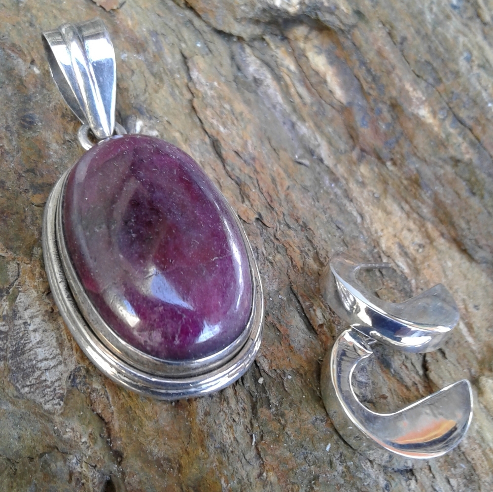 Sterling Silver Ruby Zoisite Pendant Set - image 2